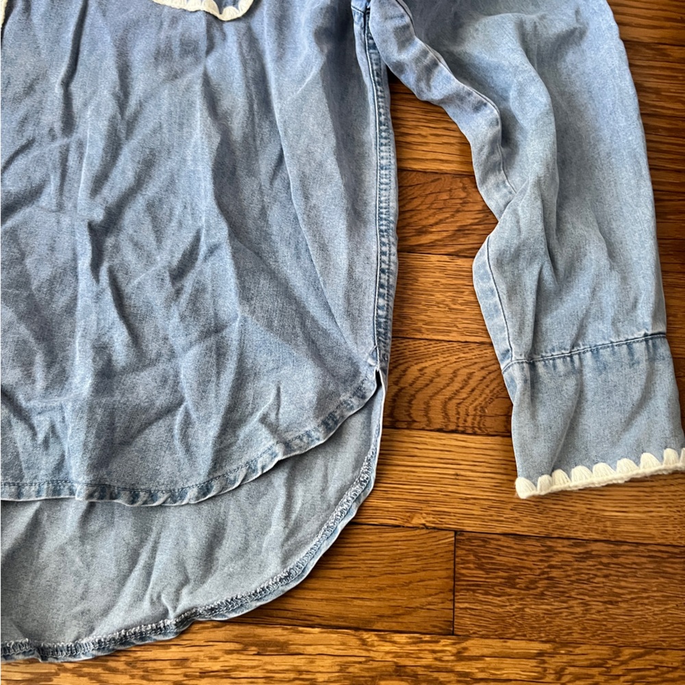 ANTHROPOLOGIE chambray denim style button down - Picture 3 of 5